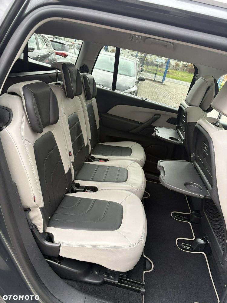 Citroën C4 Grand Picasso - 23