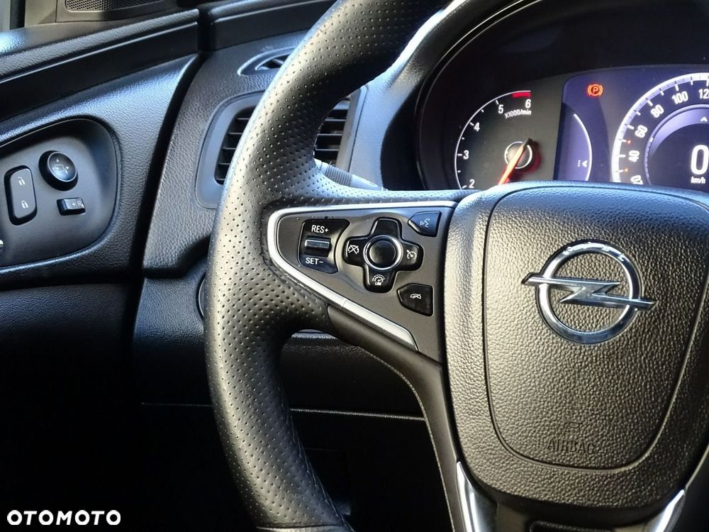 Opel Insignia - 21