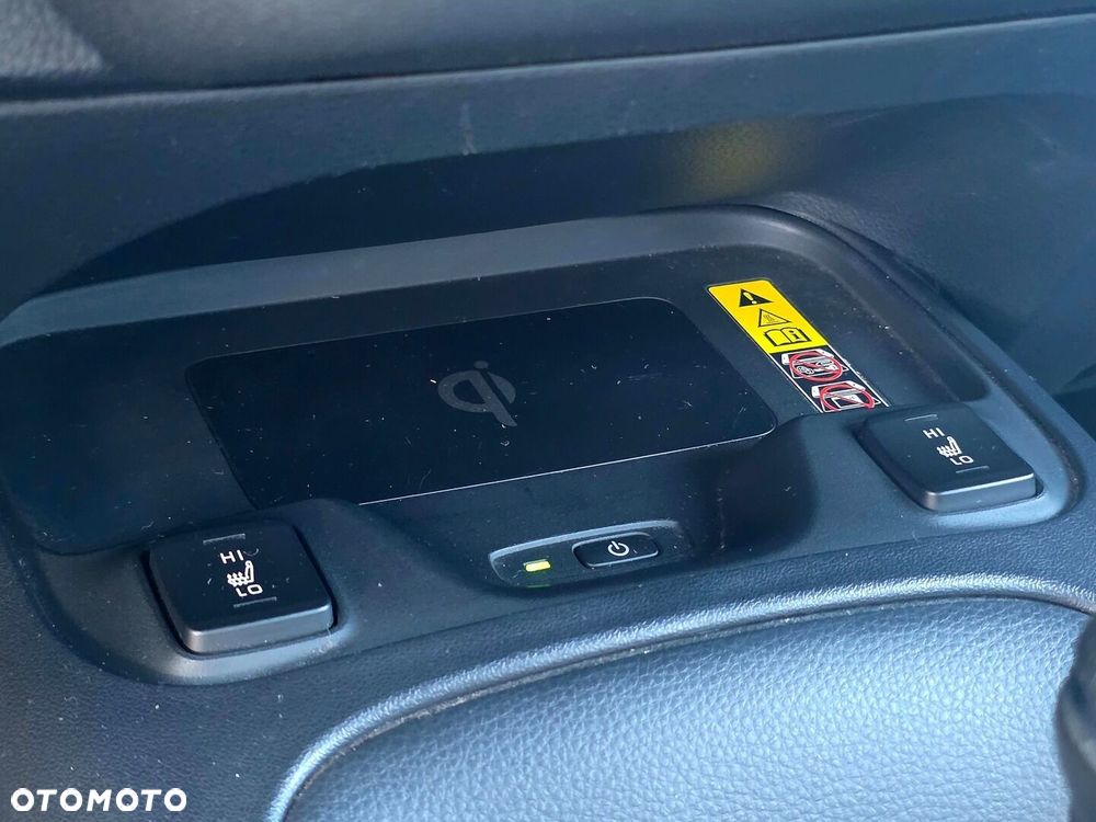 Toyota Corolla 1.8 Hybrid Comfort - 26