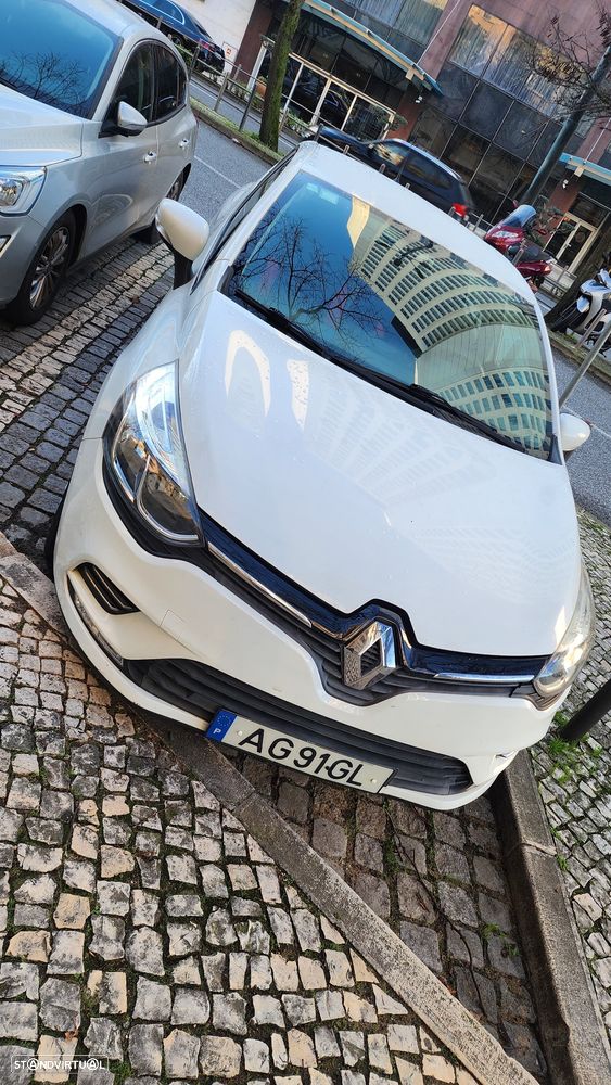 Renault Clio 1.2 16V 75 LIMITED - 2