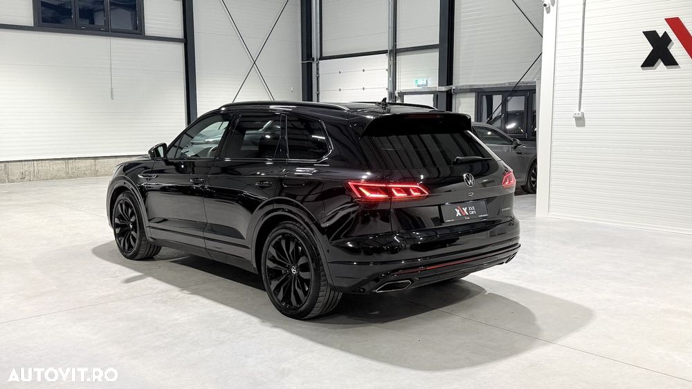 Volkswagen Touareg V6 TSI eHybrid PHEV R - 4