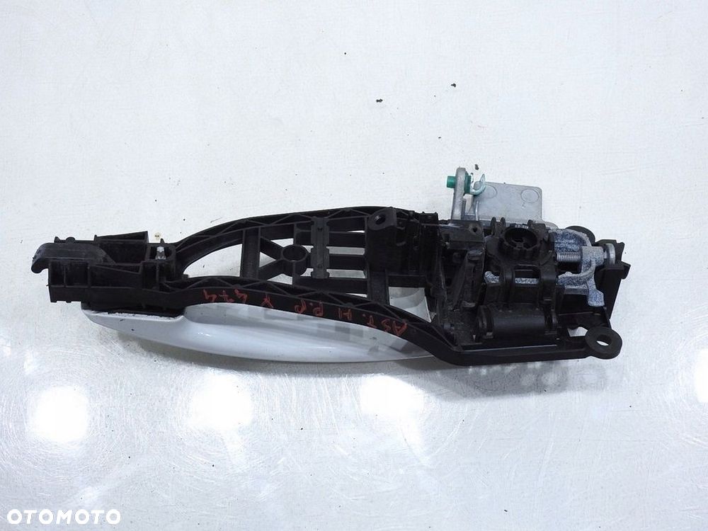 KLAMKA DRZWI PRAWY PRZÓD Y474 OPEL ASTRA H - 2