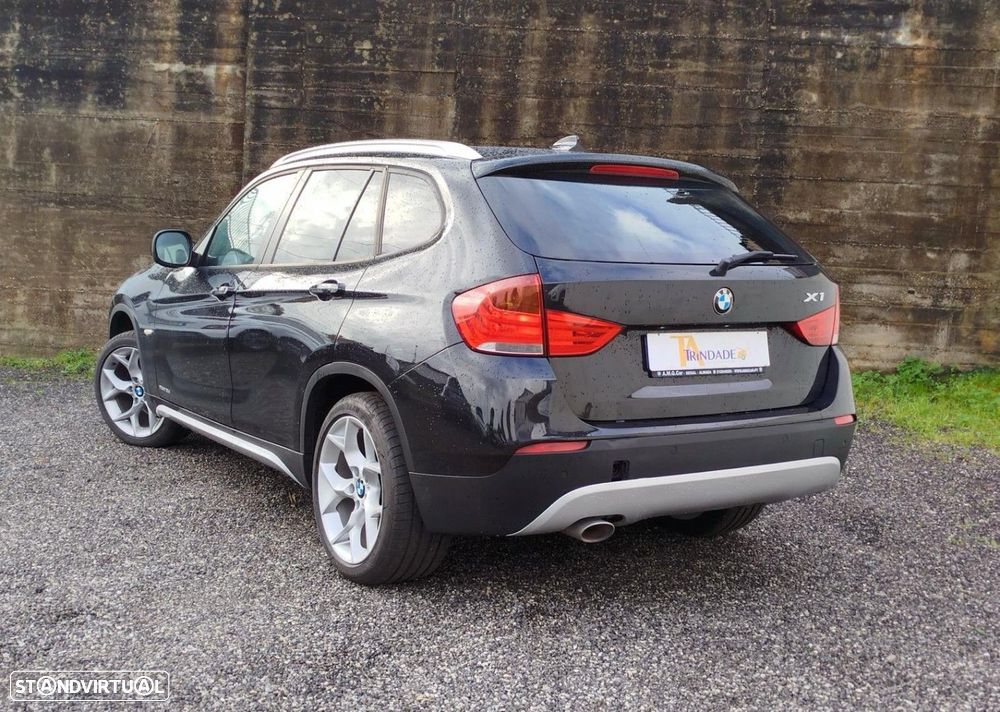 BMW X1 18 d xDrive xLine - 16