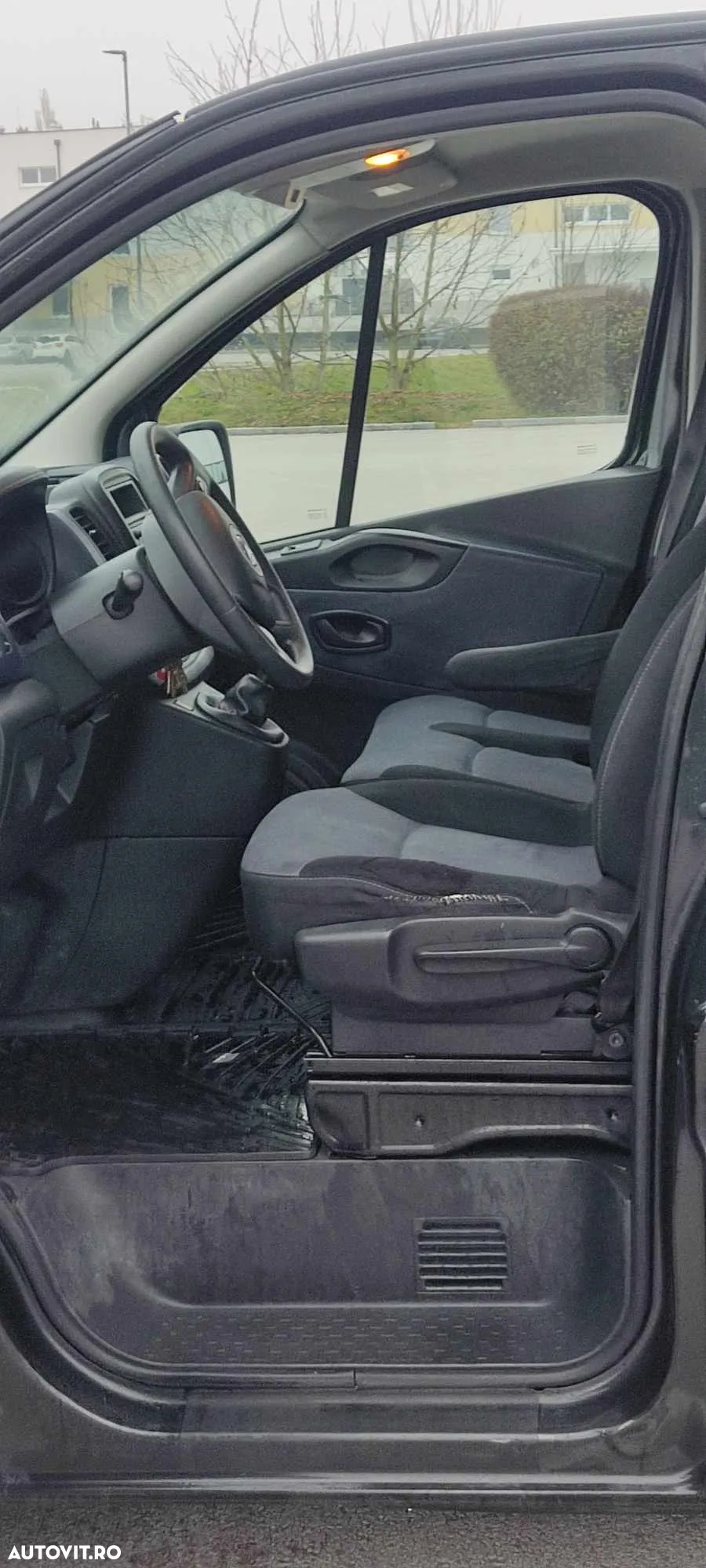 Opel Vivaro-B - 14