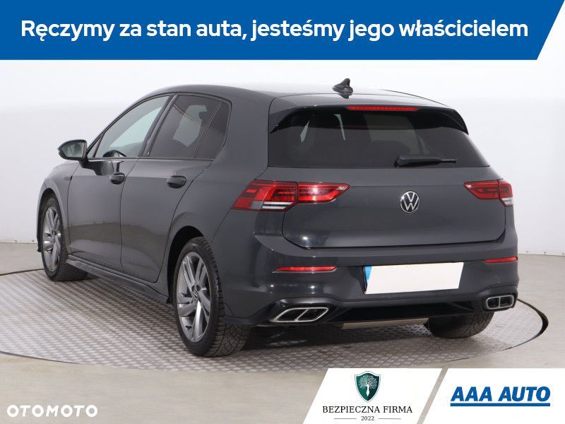 Volkswagen Golf - 6