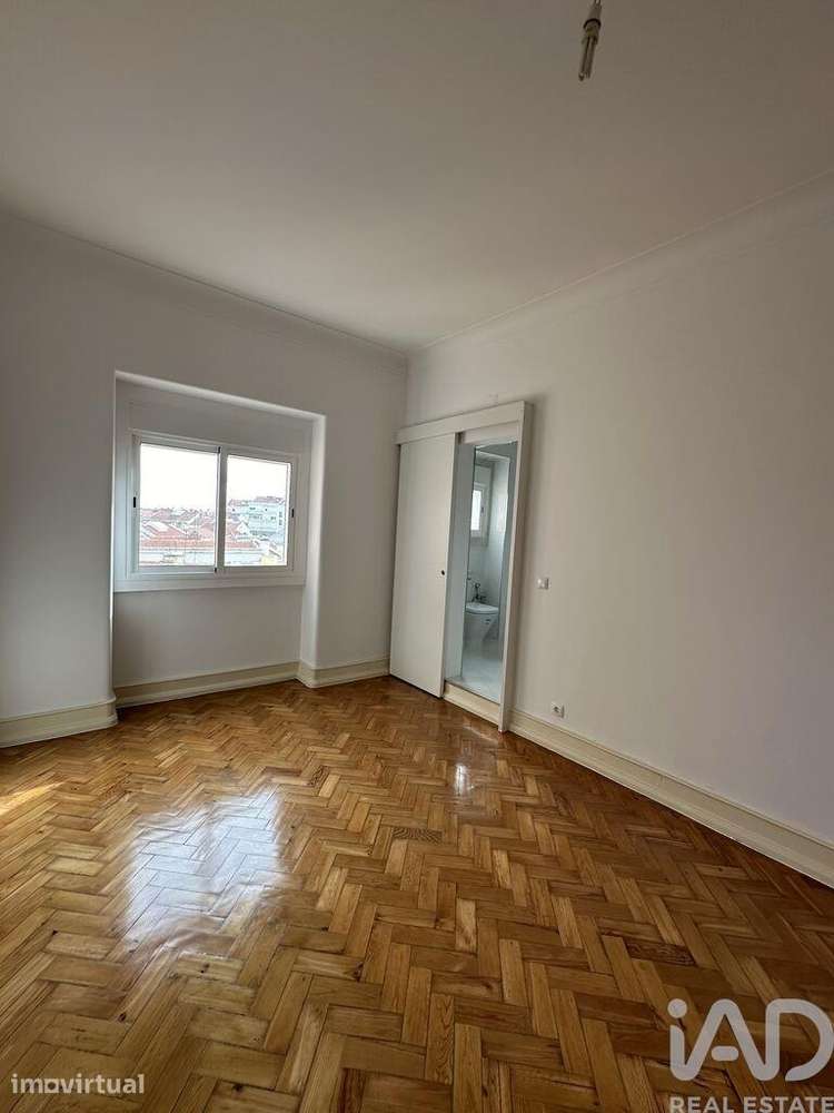 Apartamento T3 em Penha de França de 104,00 m2 - Grande imagem: 5/25