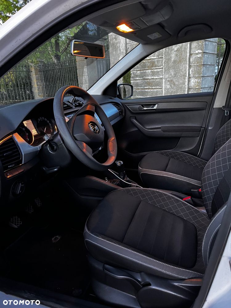 Skoda Fabia 1.0 Ambition Plus - 8