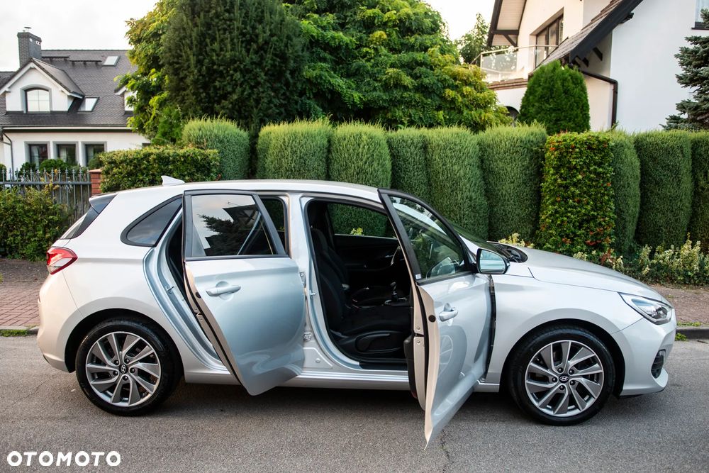 Hyundai i30 1.4 T-GDI YES - 8