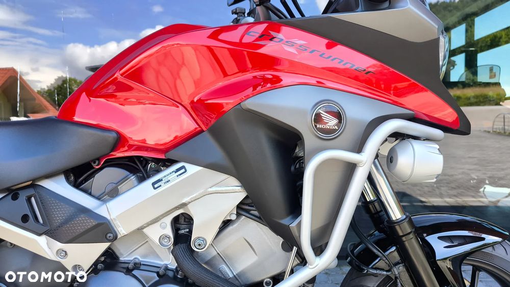 Honda VFR - 23