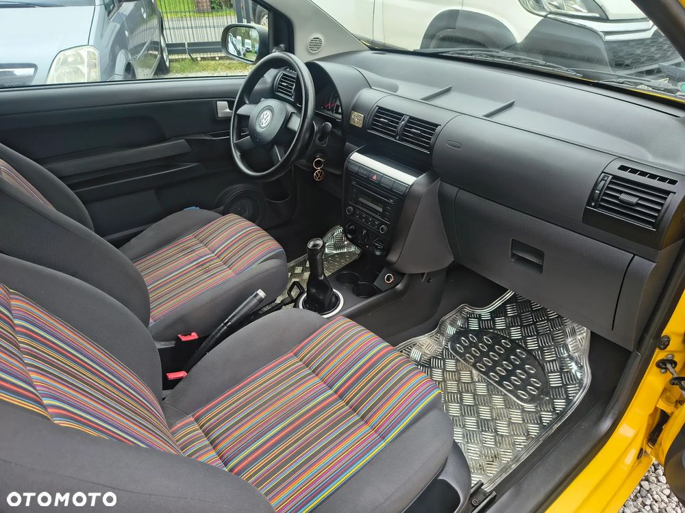 Volkswagen Fox 1.4 TDI Style - 17