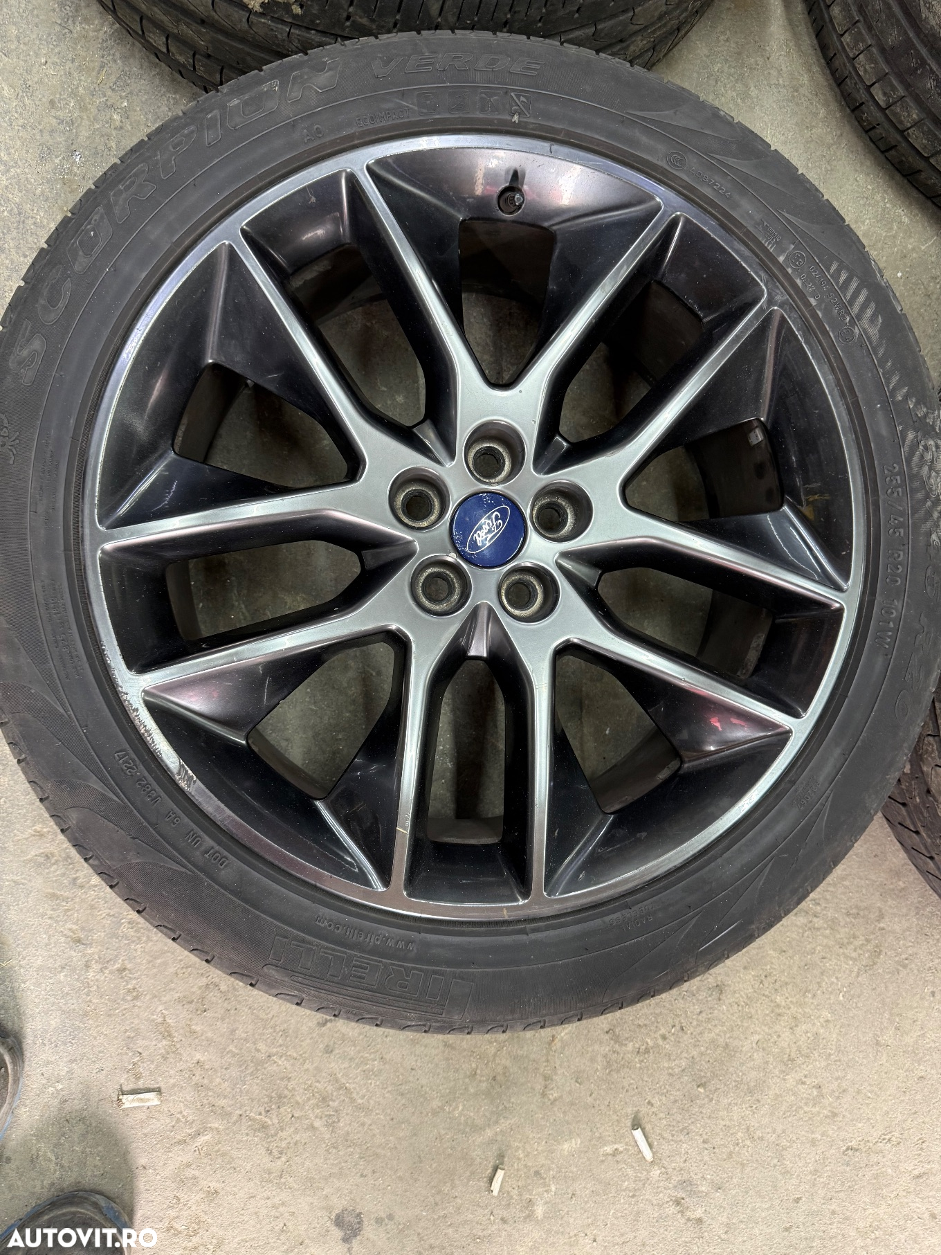 Set jante aliaj FORD EDGE 2 an 2015-2023 cu cauciucuri vara 255/45R20 Pirelli - 4