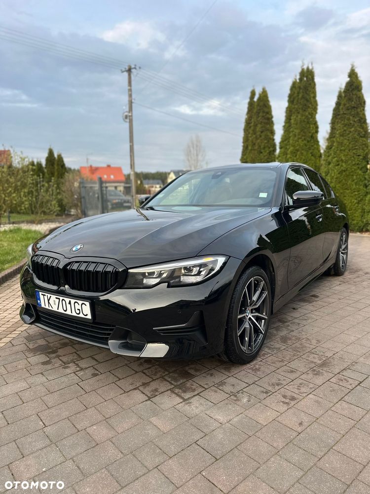BMW Seria 3 330i - 4