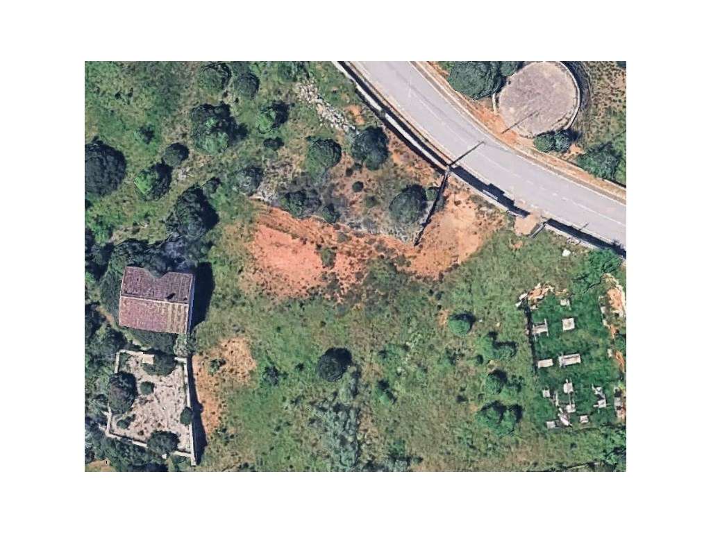 Oportunidade de Investimento - Lote de Terreno com Projeto Aprovado - Grande imagem: 4/14