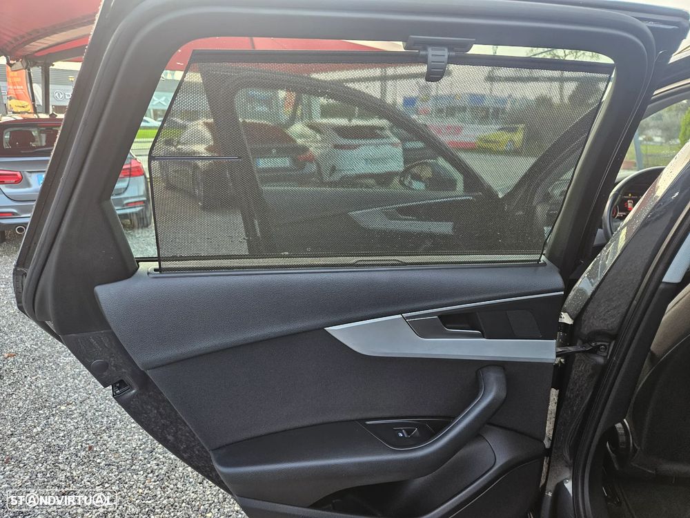 Audi A4 Avant 2.0 TDI Design S tronic - 40