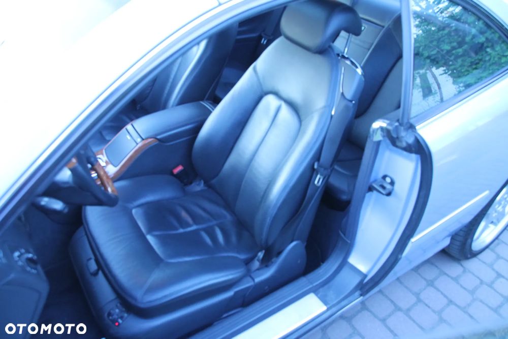 Mercedes-Benz CL 500 - 24