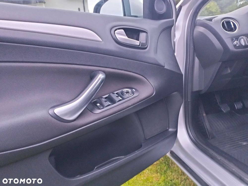 Ford Mondeo 2.0 TDCi Viva Trend - 14