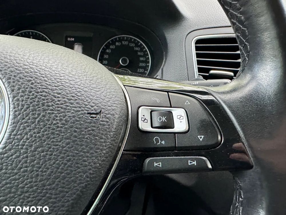 Volkswagen Sharan 2.0 TDI BMT Highline - 25