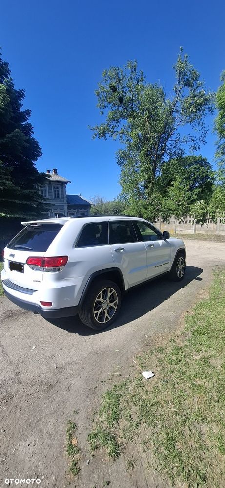 Jeep Grand Cherokee - 3