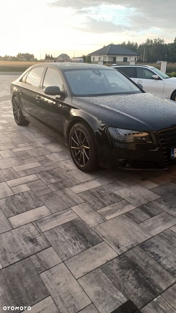Audi A8 6.3 W12 FSI L Quattro - 1