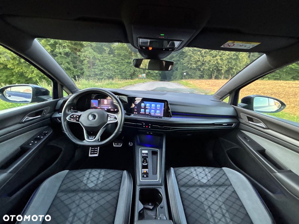 Volkswagen Golf 1.5 eTSI OPF DSG R-Line - 20