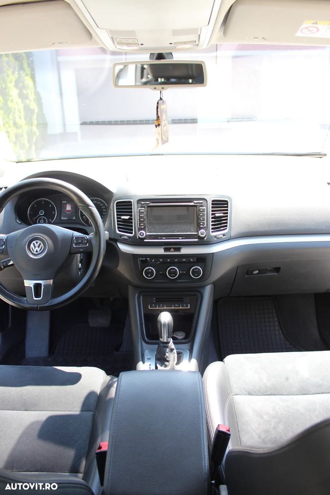Volkswagen Sharan 2.0 TDI DSG BlueMotion Technology Highline - 6