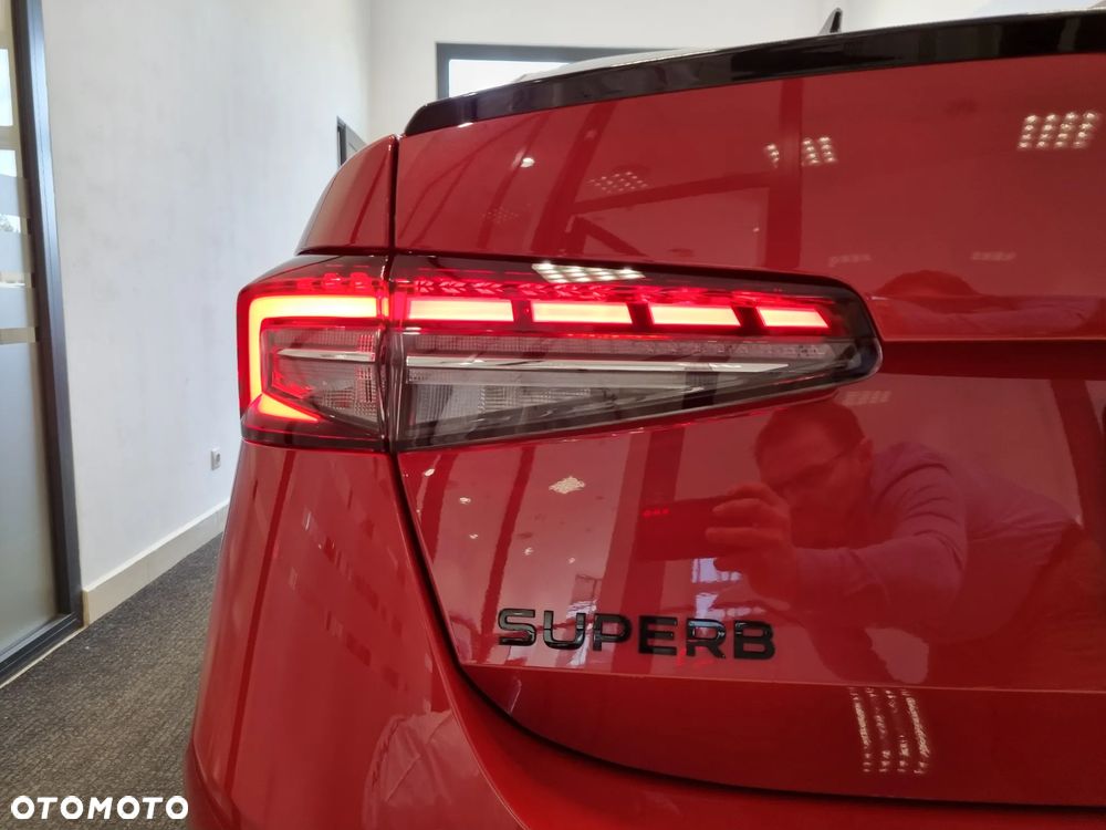 Skoda Superb 2.0 TSI Sportline DSG - 17