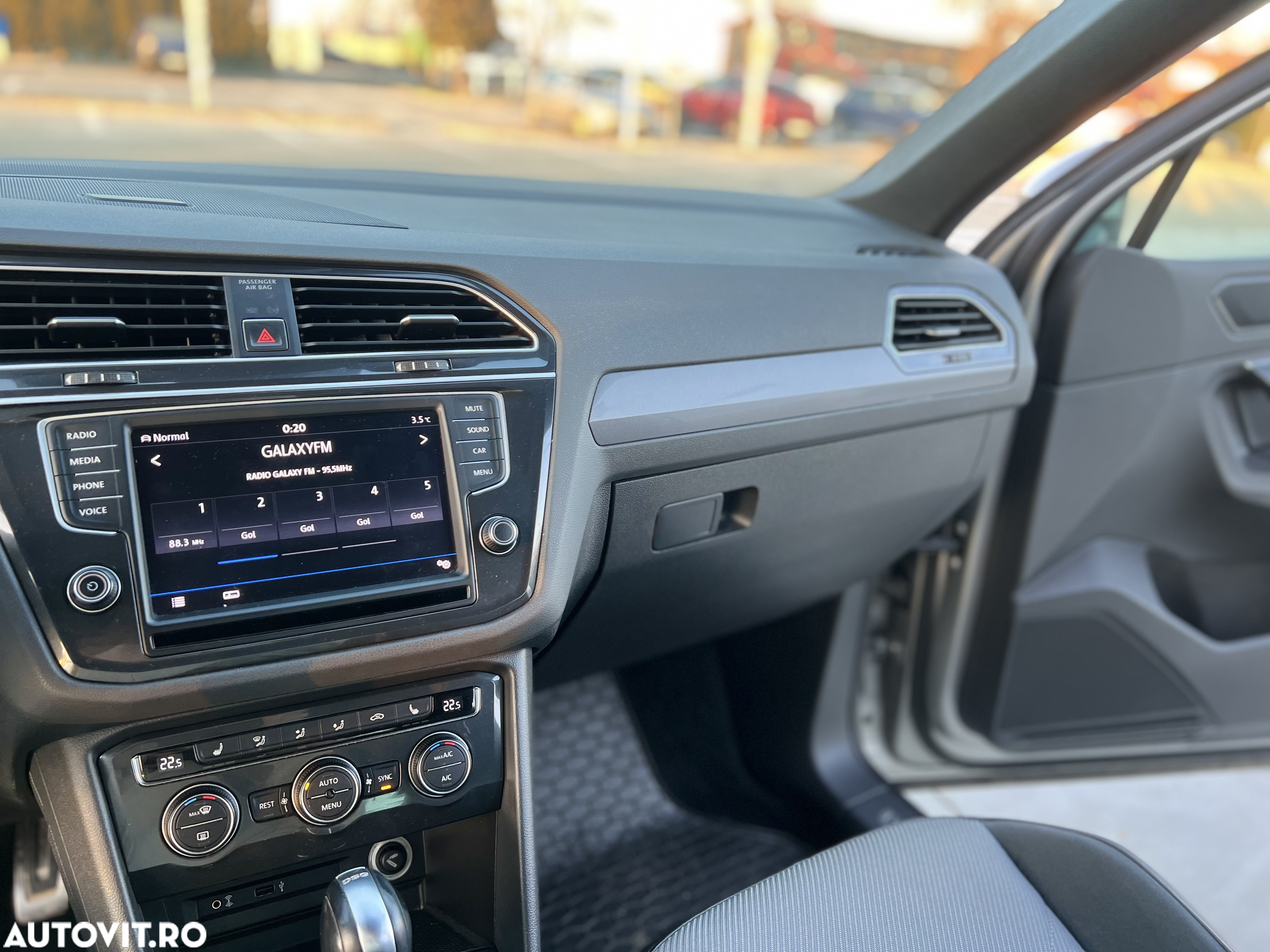 Volkswagen Tiguan - 20