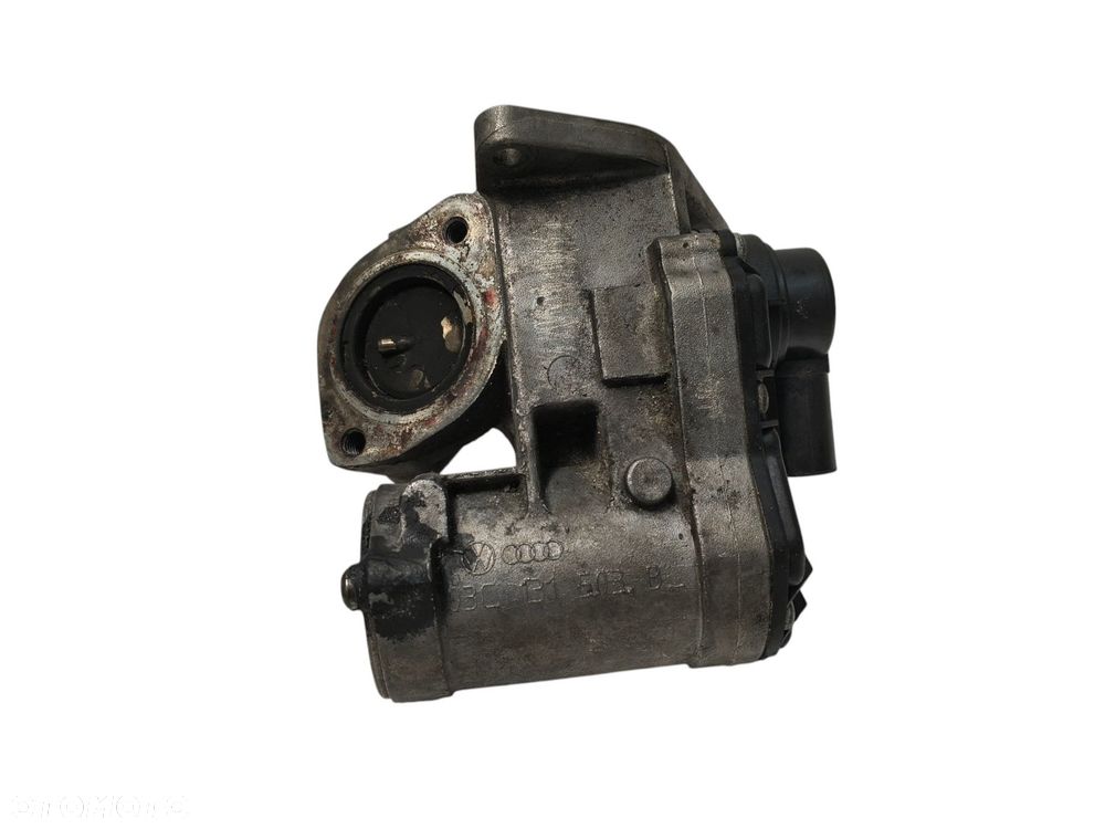 ZAWÓR EGR VW Golf V Passat B6 Touran 1.6 FSI 03C131503B Siemens VDO - 8