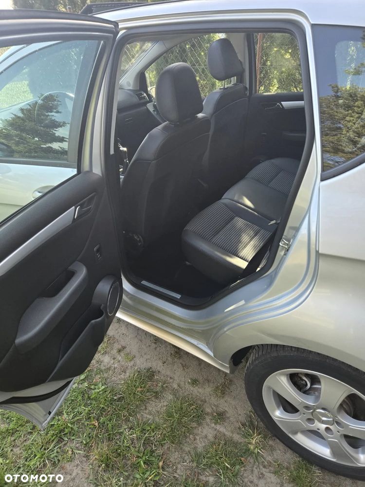 Mercedes-Benz Klasa A 160 Avantgarde Piccadilly - 19