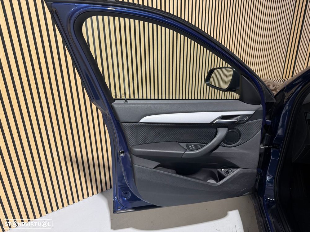 BMW X1 25 e xDrive - 24