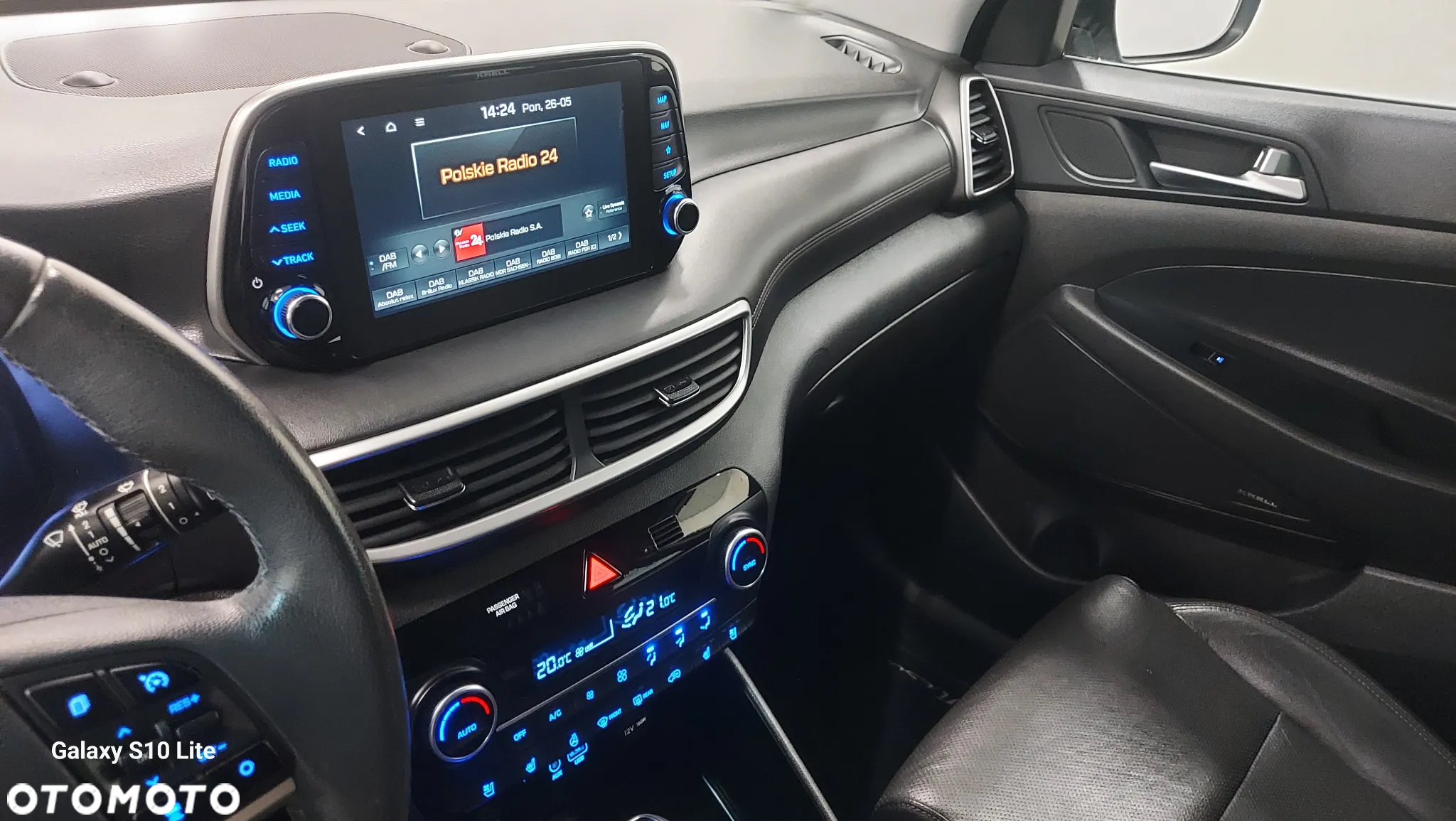 Hyundai Tucson blue 1.6 CRDi 2WD DCT Premium - 30