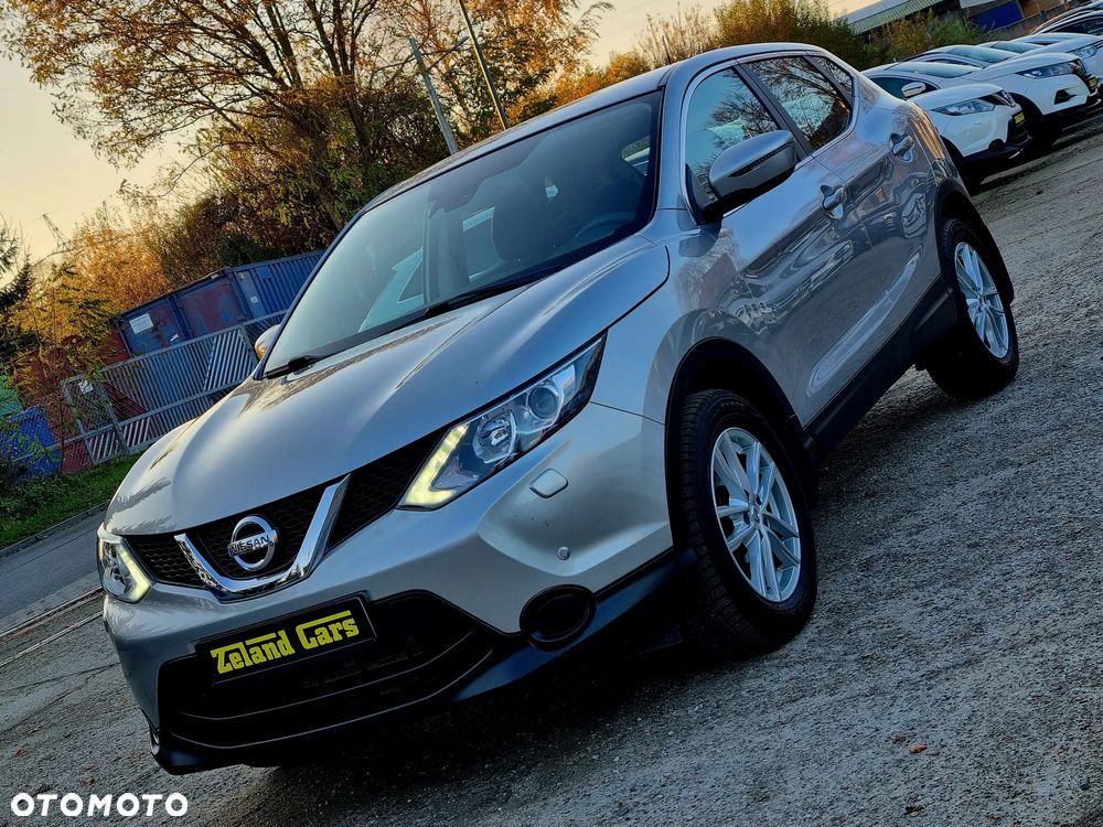 Nissan Qashqai 1.2 DIG-T N-Connecta Xtronic - 1