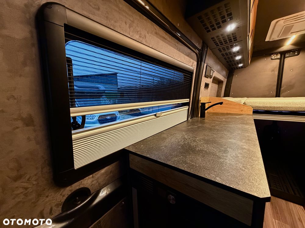 Mercedes-Benz Sprinter 319 CDI automat 4x4 - 31