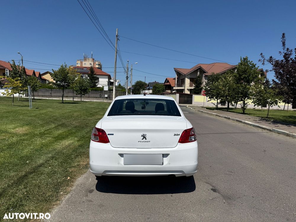 Peugeot 301 1.6 BlueHDI FAP Allure - 4