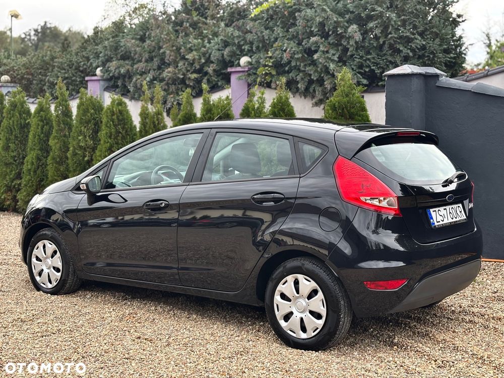 Ford Fiesta 1.25 Celebration - 4
