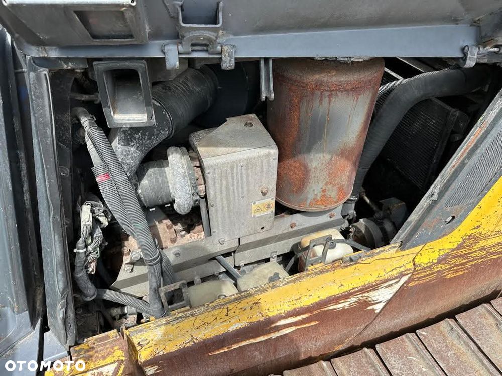 Komatsu D65PX-15 - 8