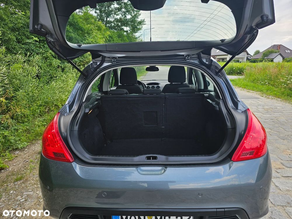 Peugeot 308 155 THP Allure - 26