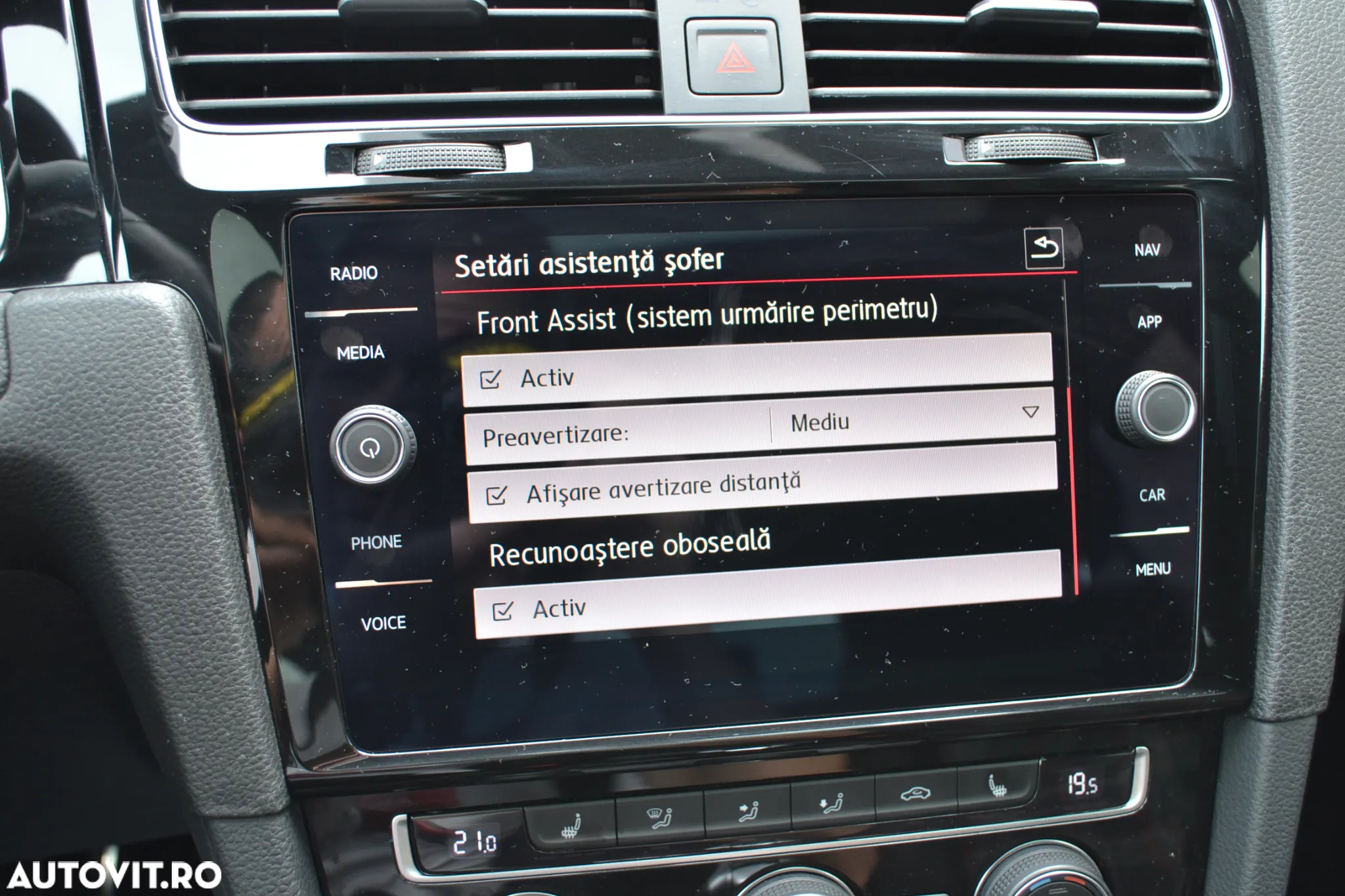 Volkswagen Golf 2.0 TSI DSG GTI Performance - 26