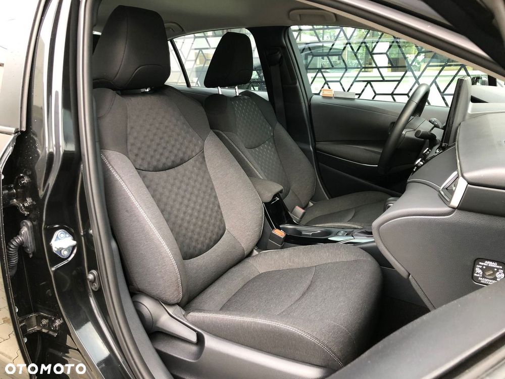 Toyota Corolla - 18
