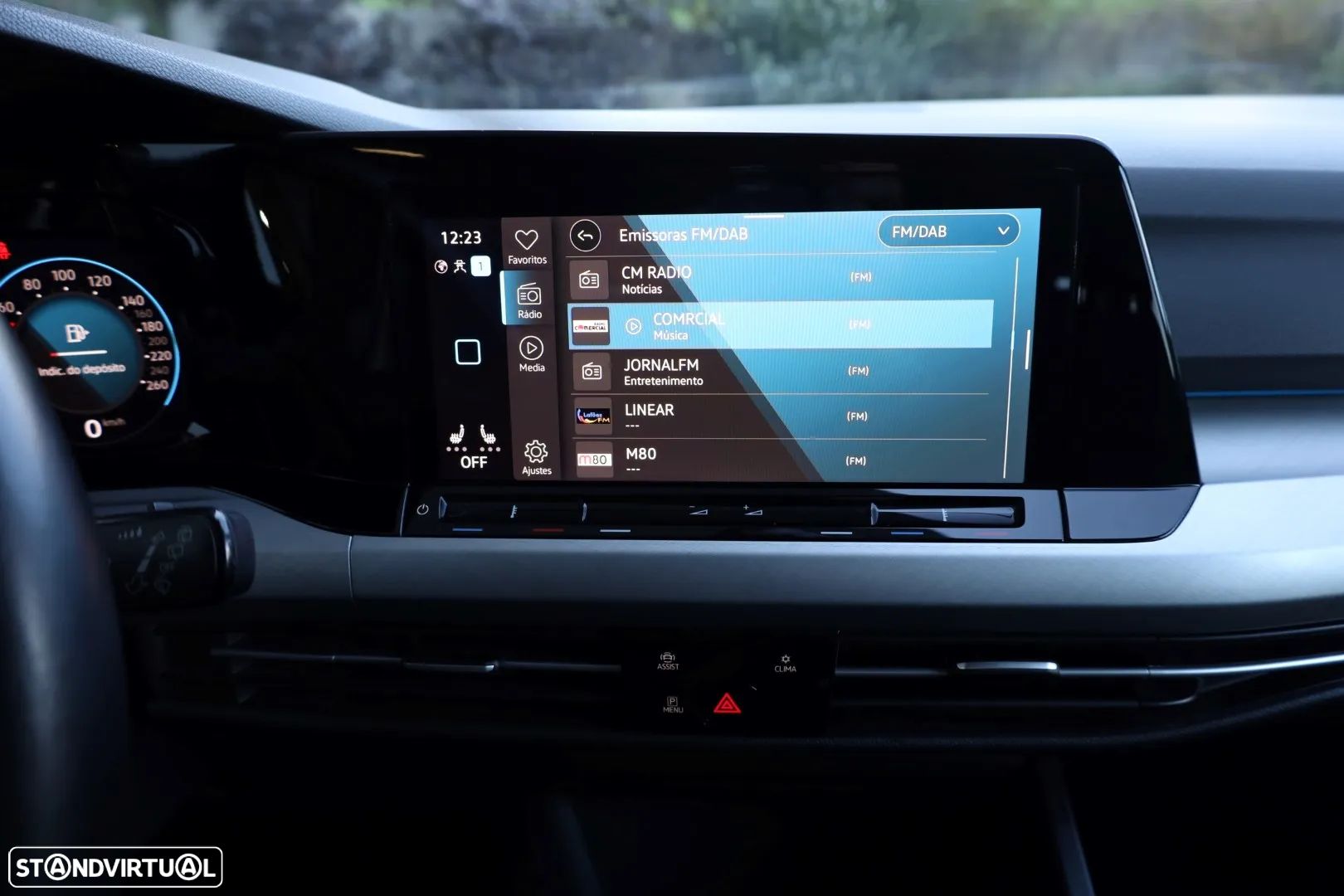 VW Golf Variant 2.0 TDi Life - 32