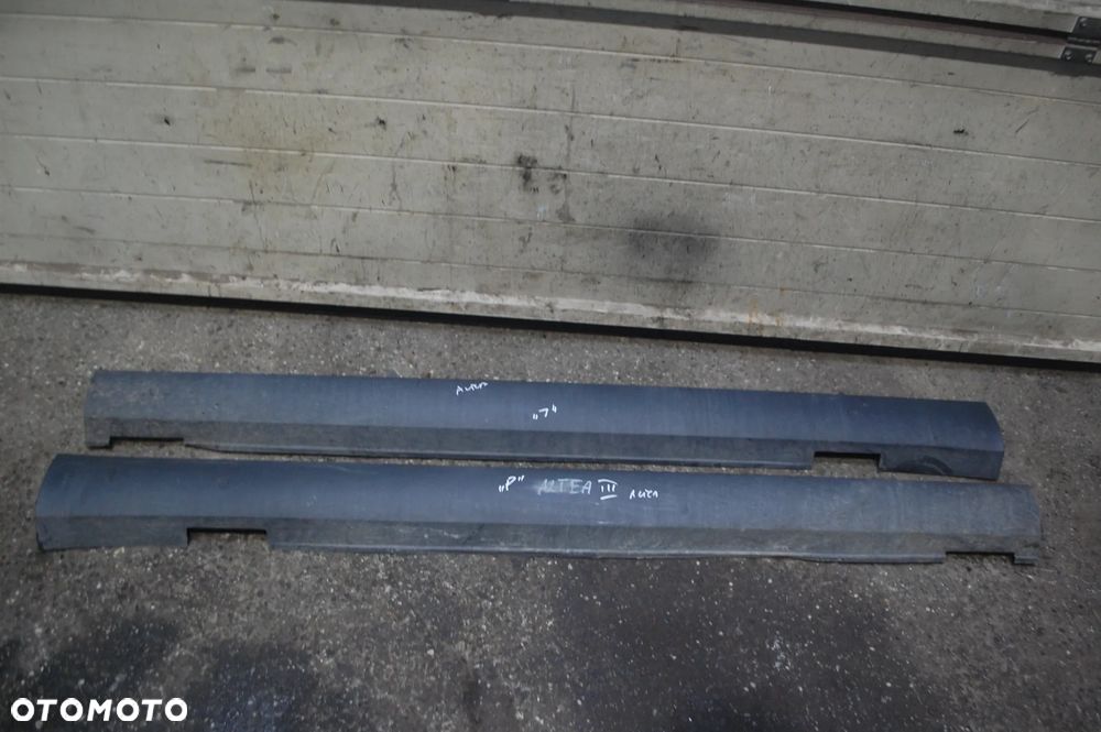 LISTWA PROGOWA LEWA PRAWA 5P0853851 SEAT ALTEA TOLEDO III ALTEA XL 5P0853851F 5P0853852/ 5P0853852F - 12