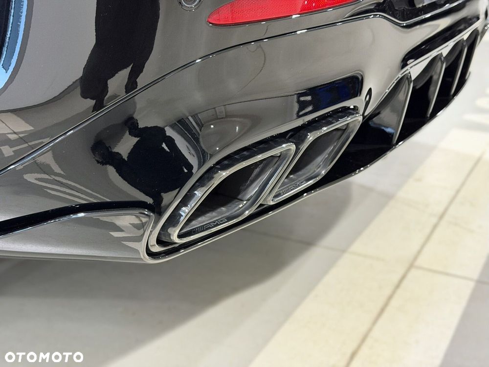 Mercedes-Benz AMG GT - 15