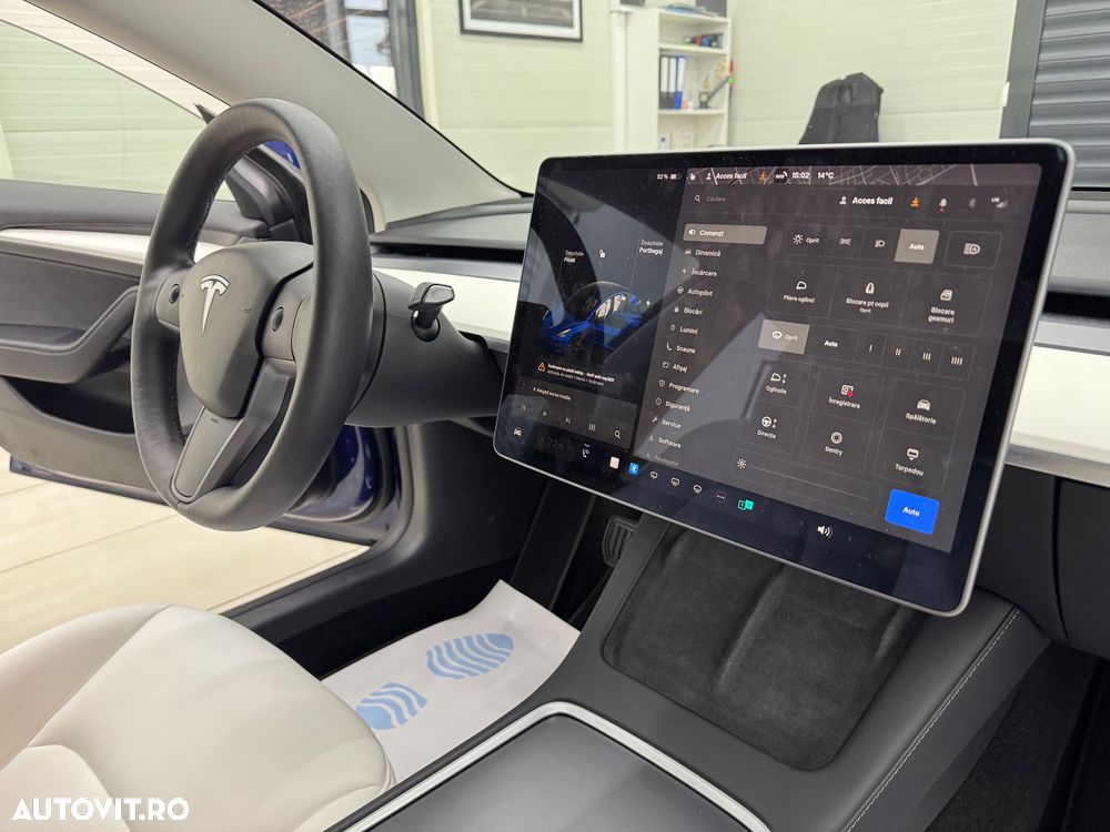 Tesla Model 3 Langstreckenbatterie Allradantrieb Dual Motor - 17