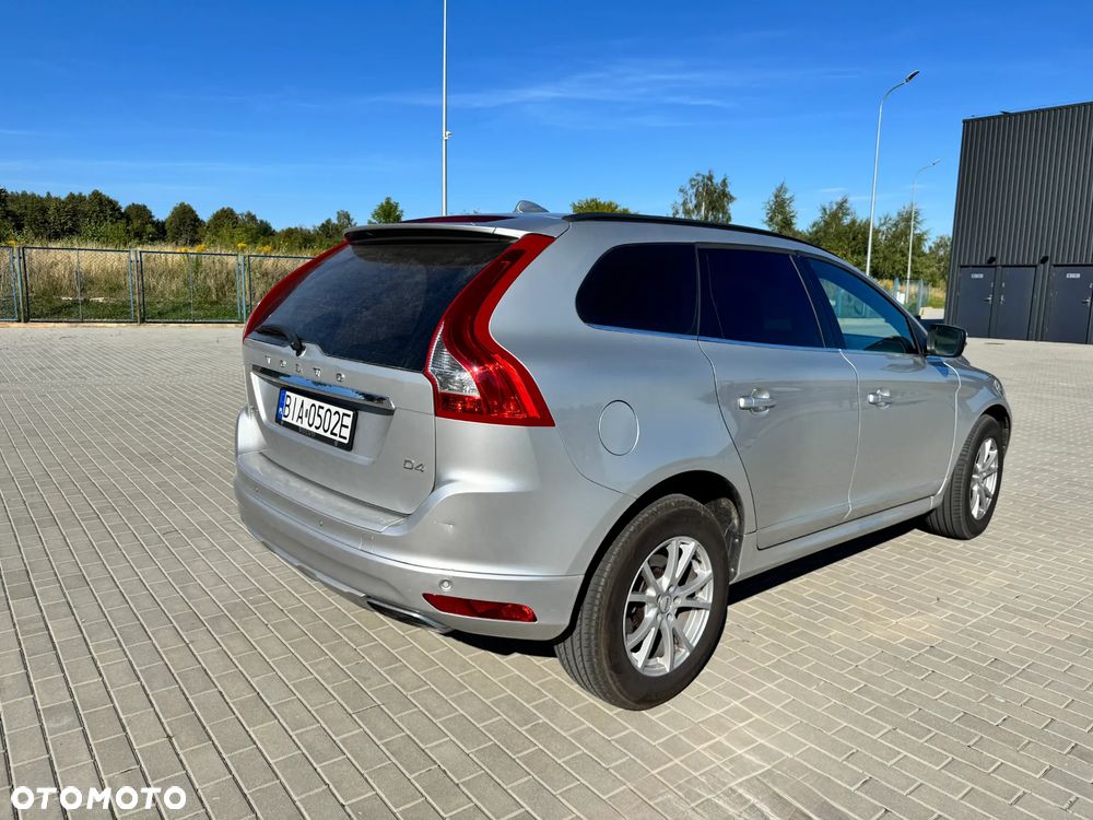 Volvo XC 60 D4 Drive-E Momentum - 5