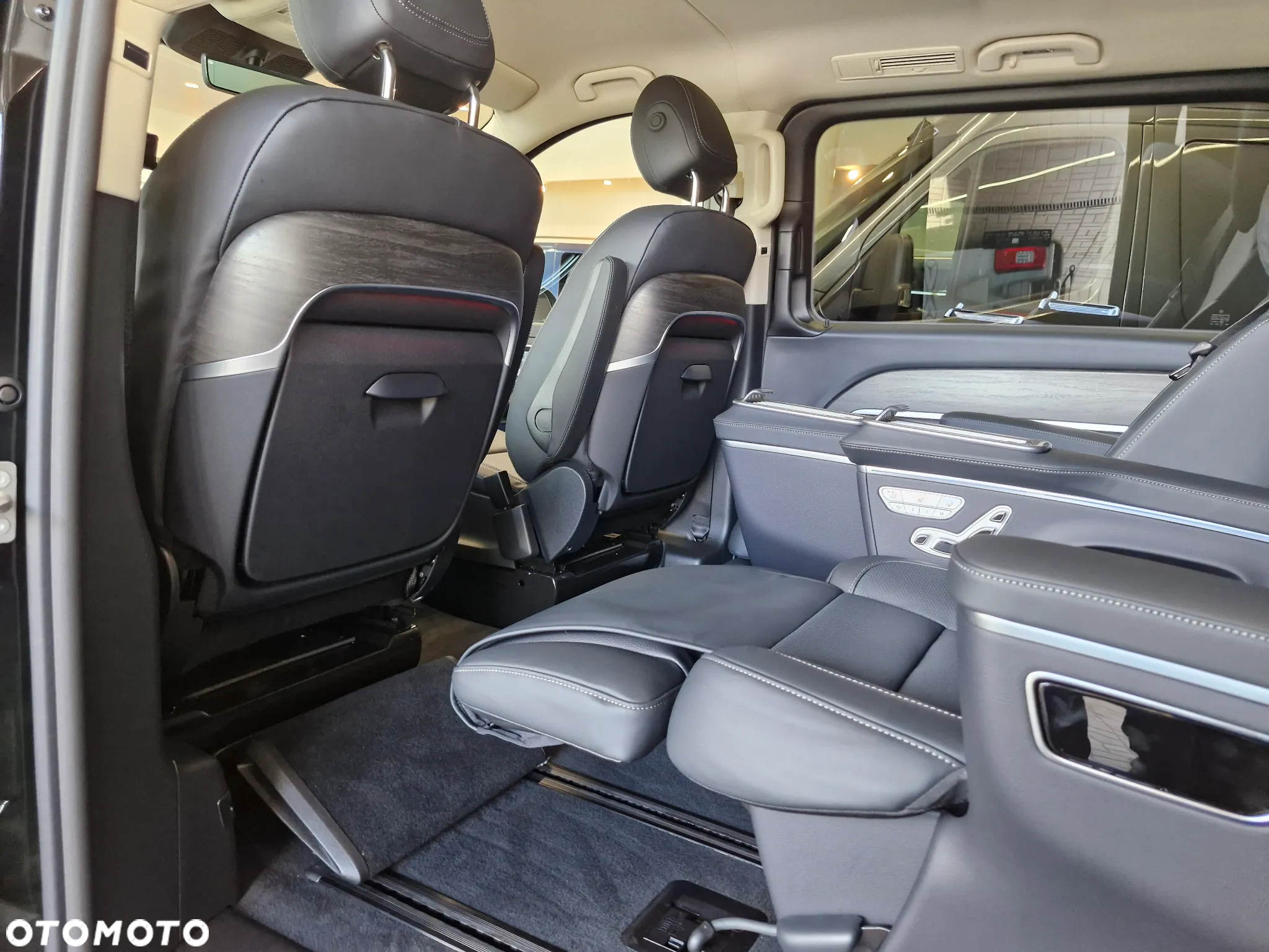 Mercedes-Benz Klasa V 300 d 4-Matic Avantgarde 9G-Tronic (ekstra d³) - 12