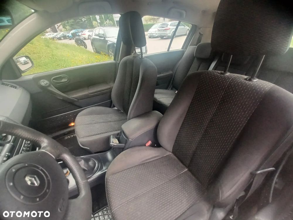 Renault Megane 1.4 Confort Authentique - 4
