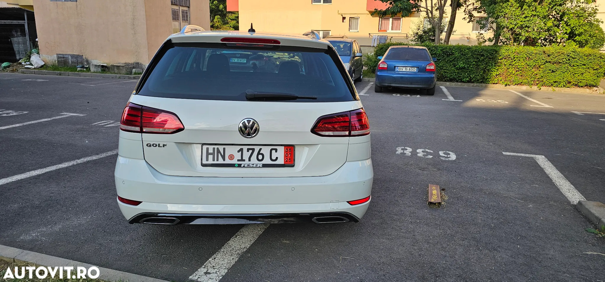 Volkswagen Golf - 4