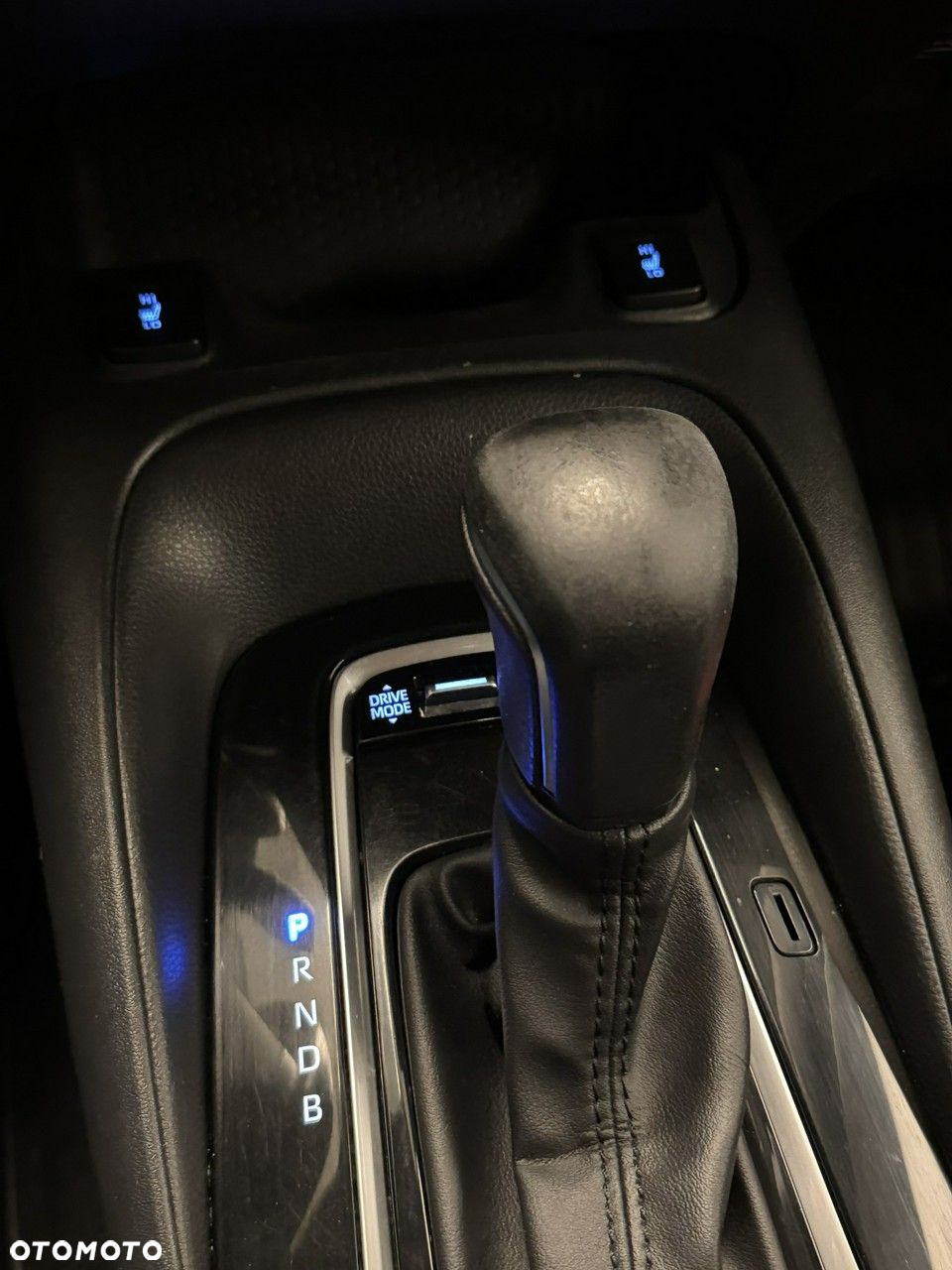 Toyota Corolla - 23