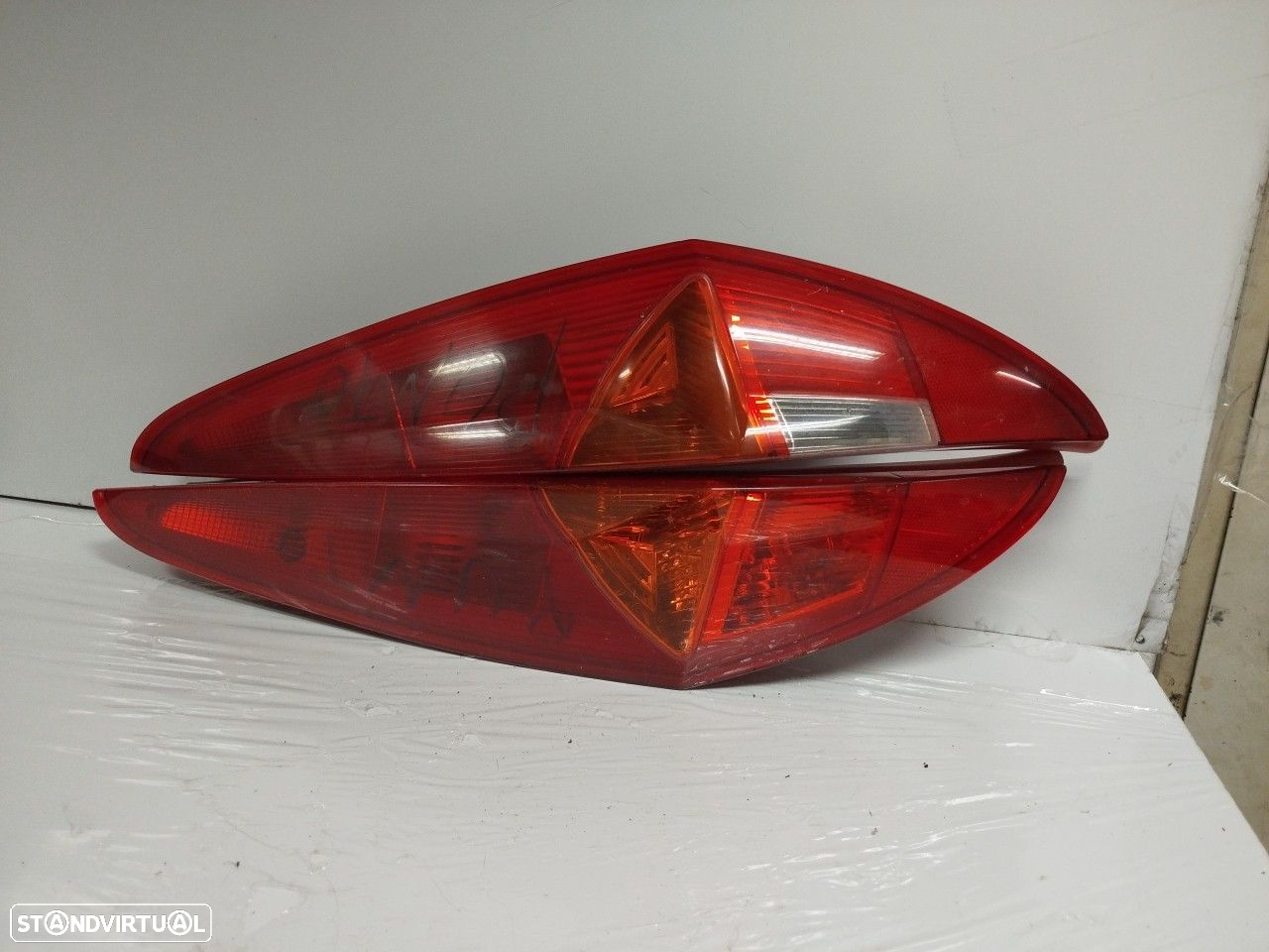 Farolim Stop Esq Fiat Punto (188_) - 3