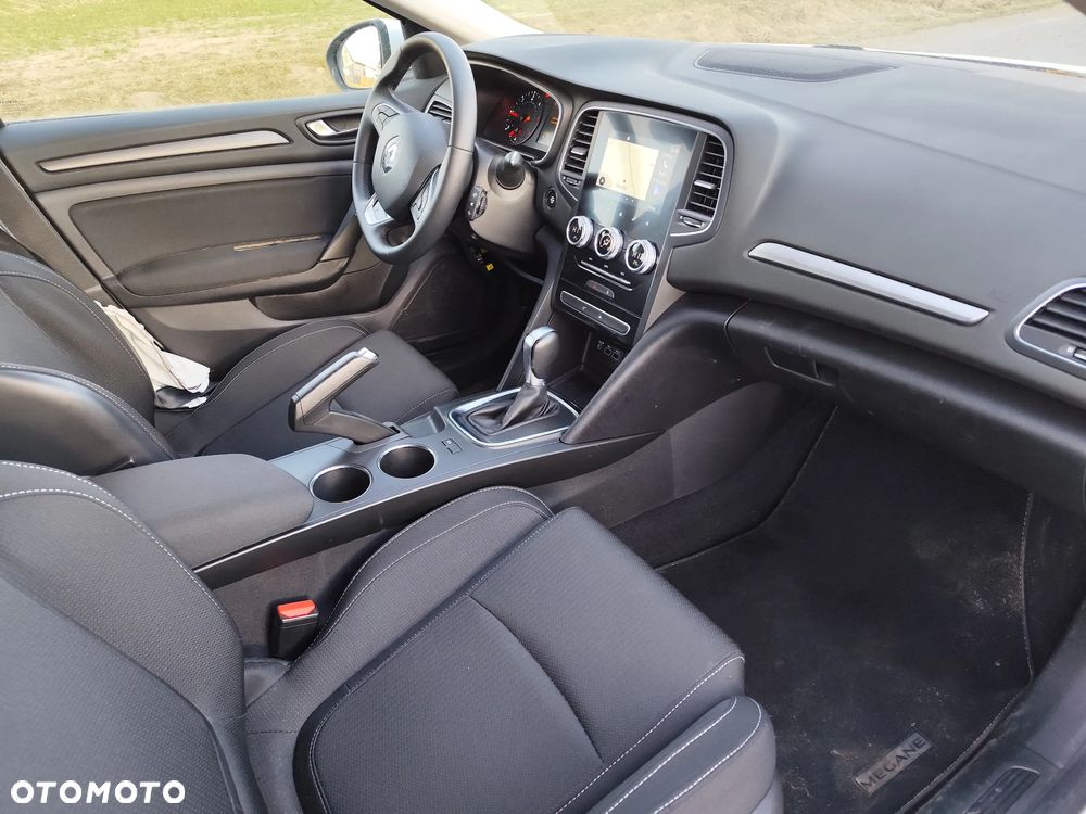 Renault Megane 1.5 Blue dCi R.S Line EDC - 11